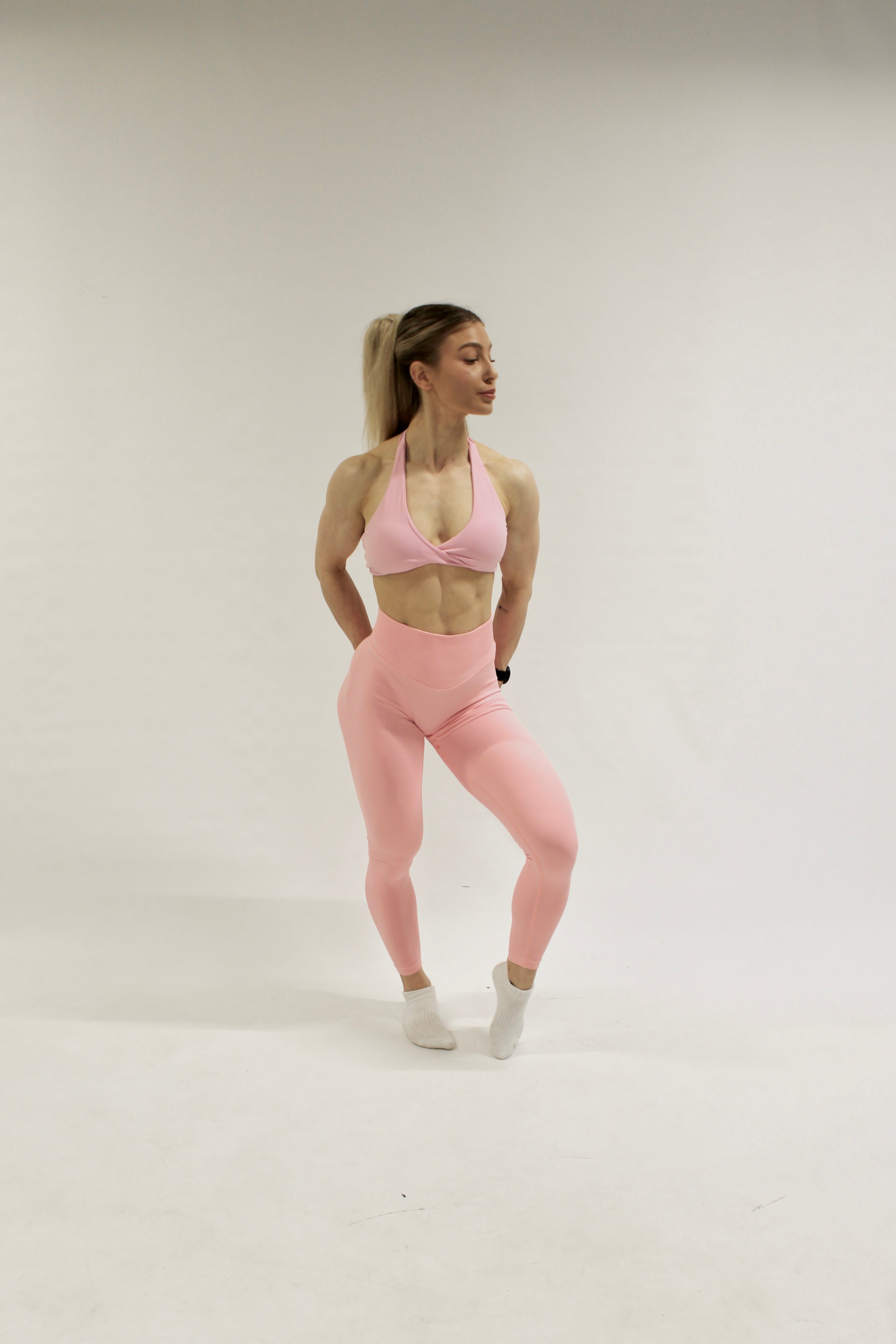 Origin V halterneck sports bra