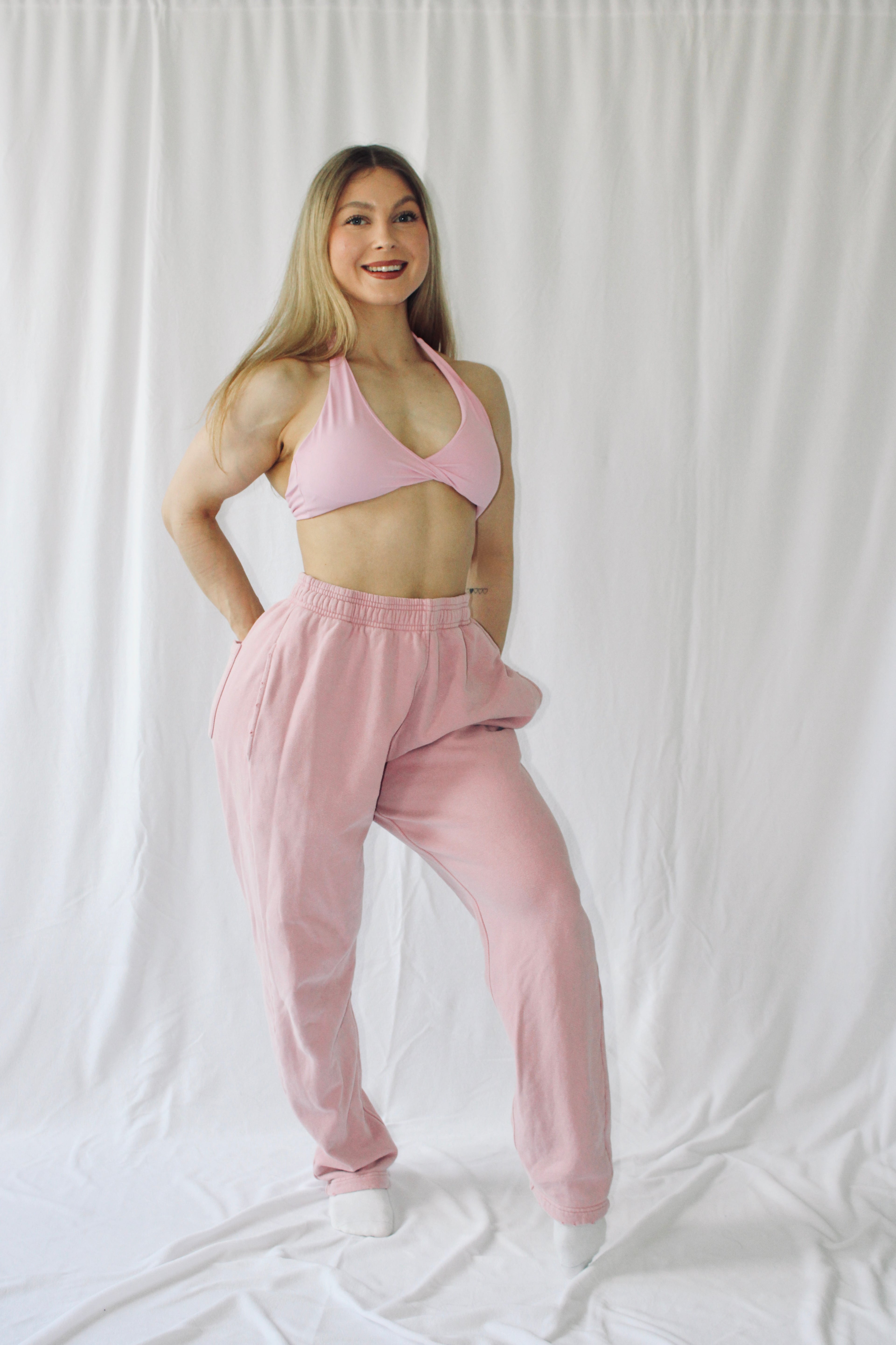 Origin V halter neck sports bra